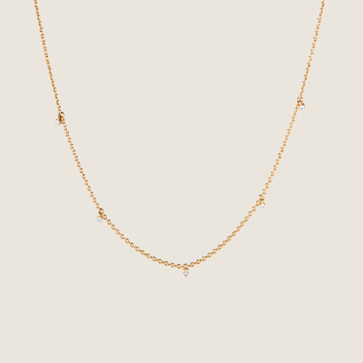 MULTI DIAMOND PENDANT CHAIN