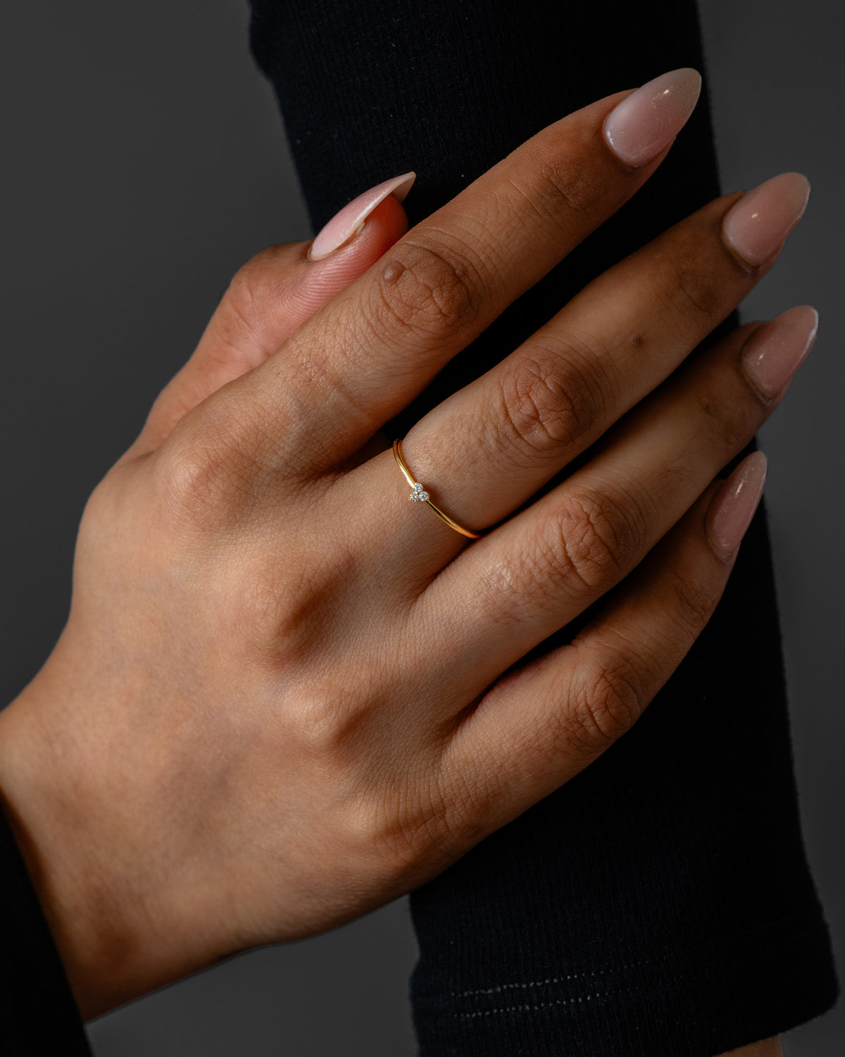 TRIANGLE RING