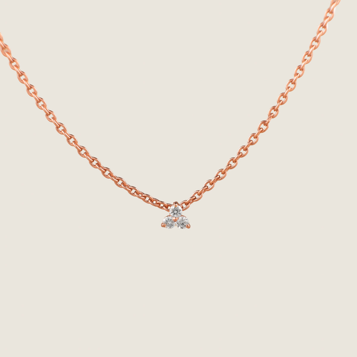 TRIANGLE PENDANT CHAIN