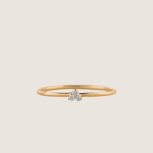 TRIANGLE RING