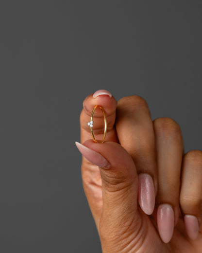 TRIANGLE RING